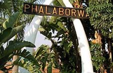 A sign in Phalaporwa